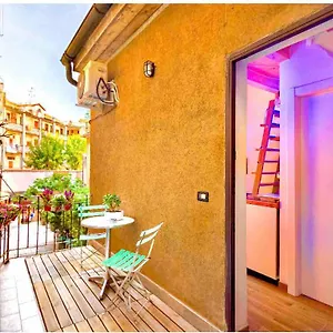  Appartamento Aria Condizionata, Loft A 13' Dal Duomo Con Ampio Balcone Wifi E Netflix Italia